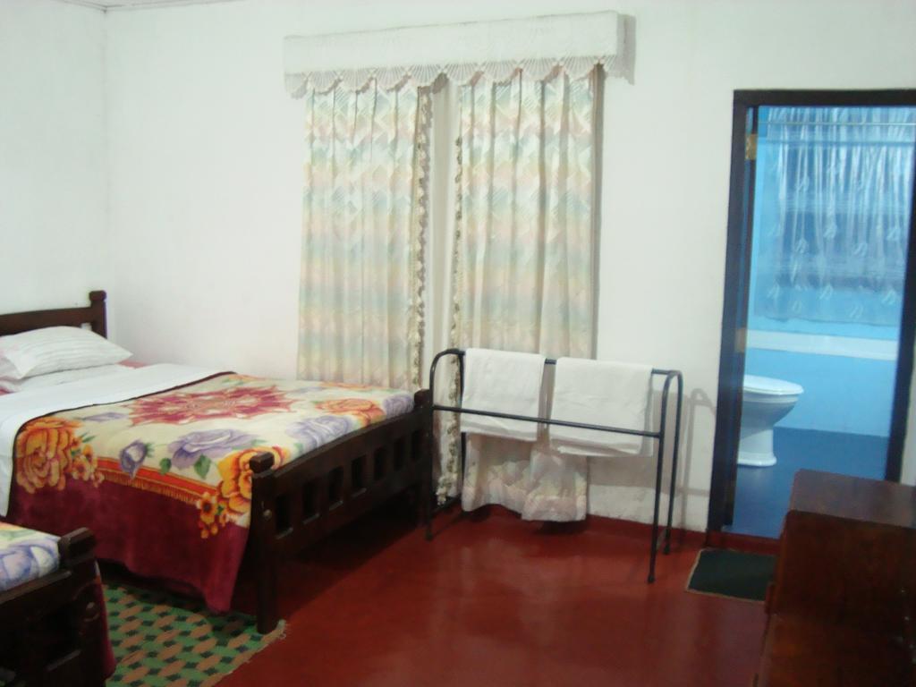 Andrews Hostel Nuwara Eliya Szoba fotó